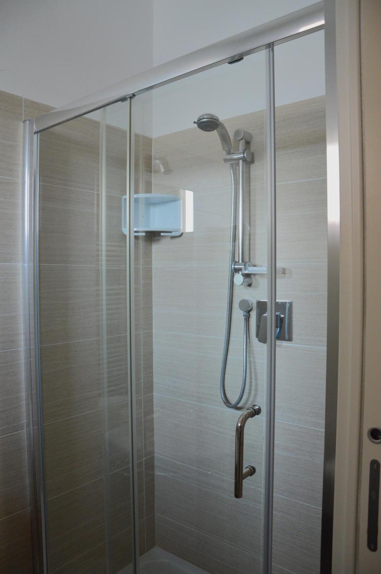 Hotel Caesar Pesaro Ruang foto